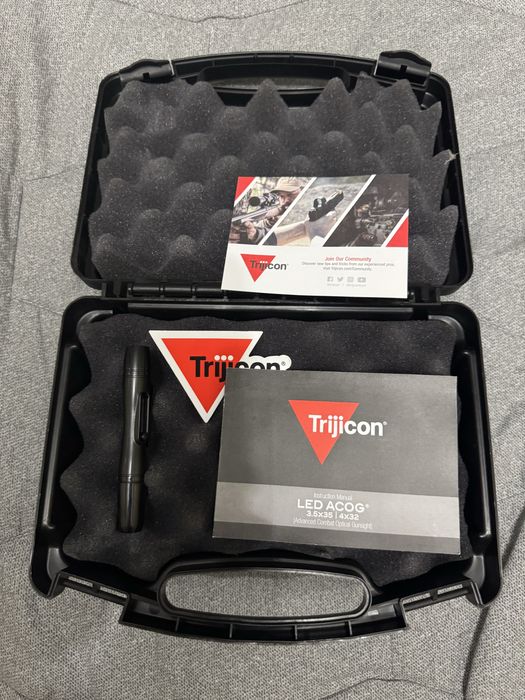 Приціл  Trijicon ACOG (3,5-35.  без коліматора).