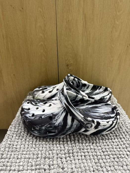 Klapki Crocs Marbled Clog damskie m6/w8  d. 8, 38-39 NOWE Wygodne