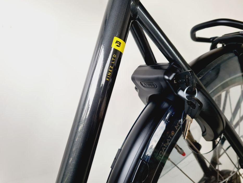 Batavus Finez Power LTD