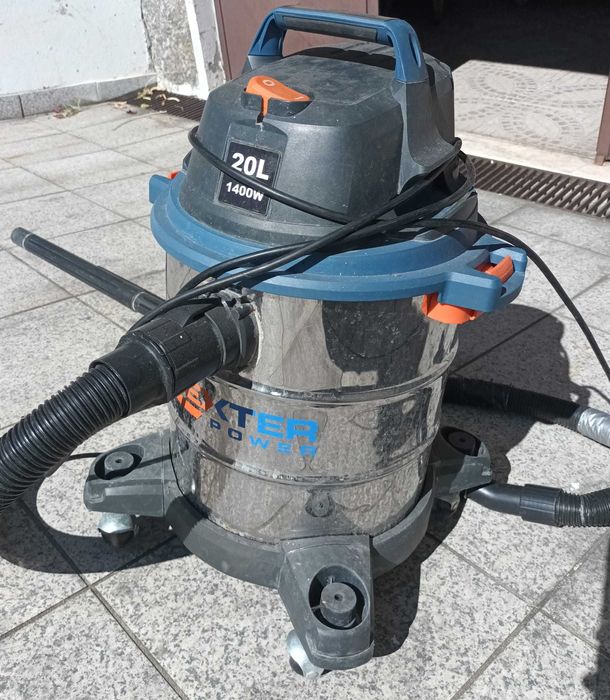 Aspirador de sólidos e líquidos