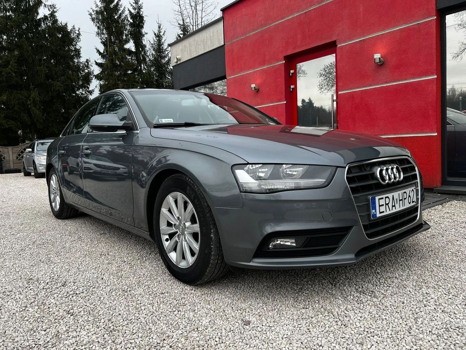 Audi A4 Limousine **2.0 -136KM**2012R**Navigacja**Tempomat**Super Stan**Zarejestrowane**