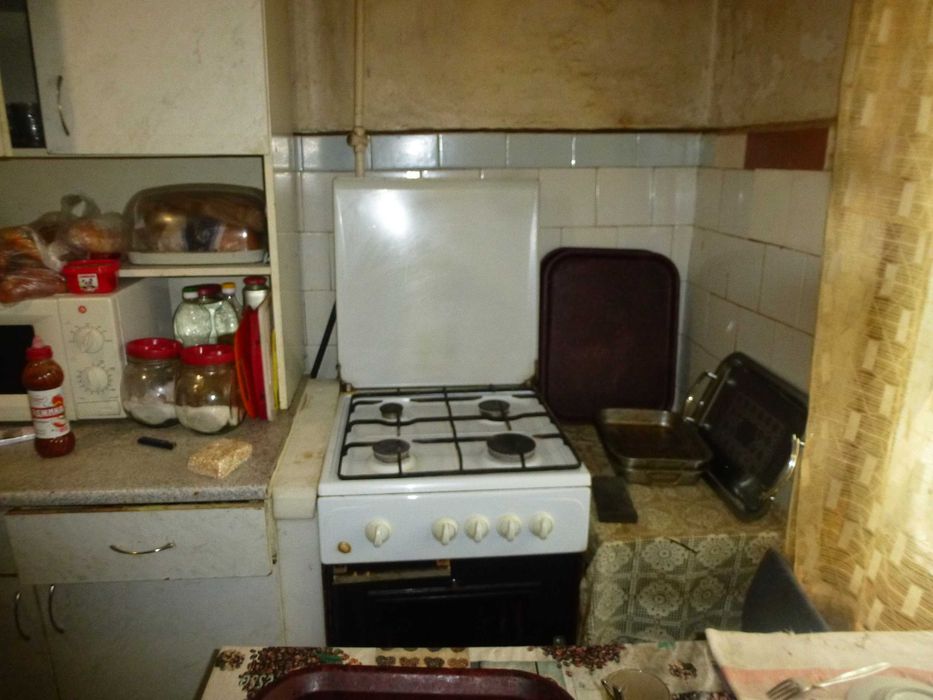 Терміново продам будинок в центрі Змііва