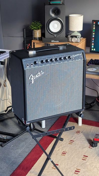 Amplificador Fender Champion 40 mkI