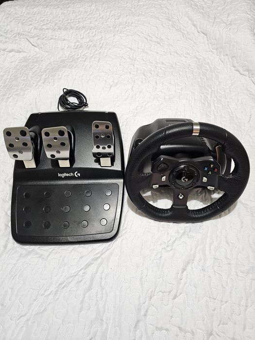 Logitech G920 (Xbox e PC)