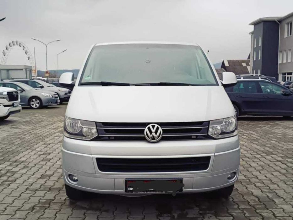 Volswagen caravelle 2014 9.місць 2.0 diesel