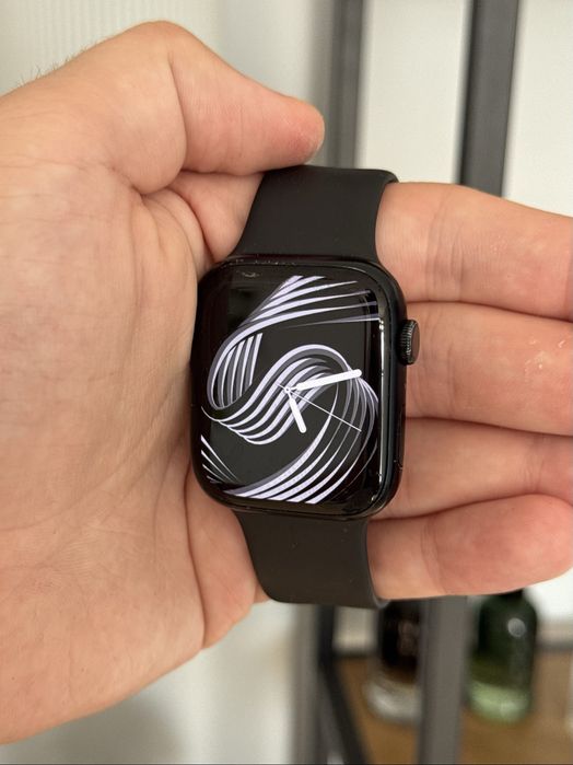 Apple Watch 7 czarny północ 45mm