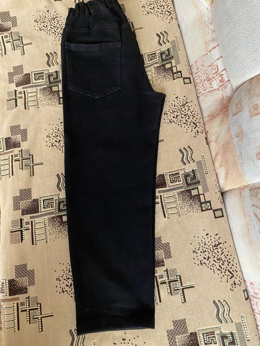 Продам джинсові брюки для хлопчика