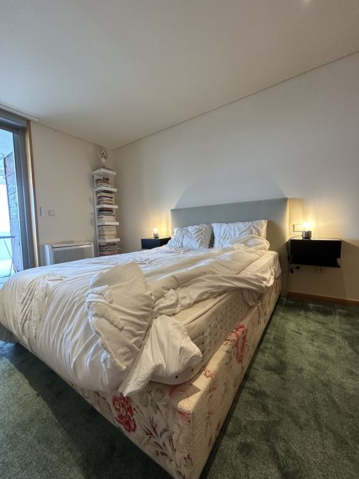 Cama 200x150cm (estrado, colchão e cabeceira)