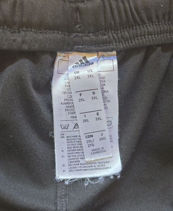 Krótkie spodenki Adidas | Rozmiar: 2XL