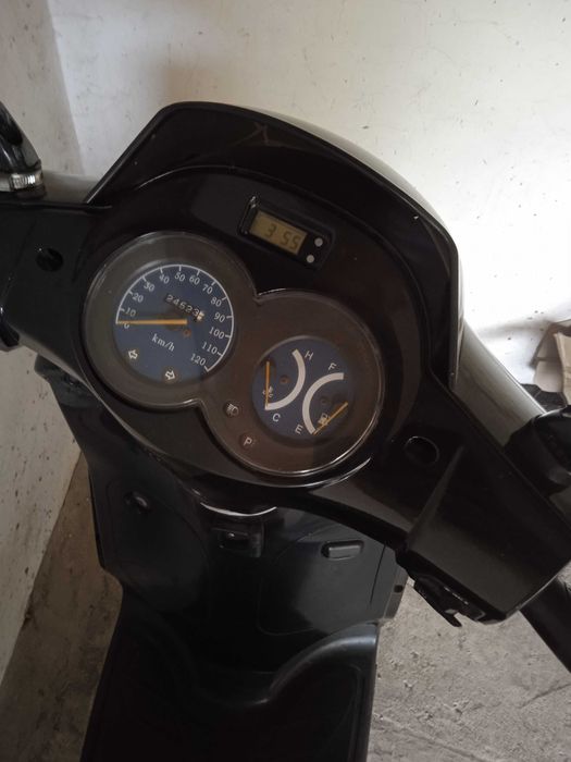 Великий скутер Сф 150