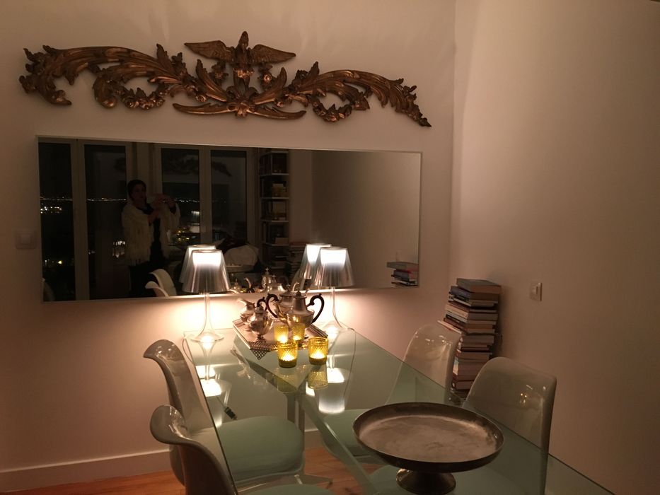 Mesa de Jantar Tampo de Vidro Design Isbone