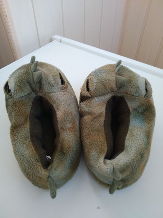 Одежда для мальчика . Тапочки 25/26рр(15/16)см