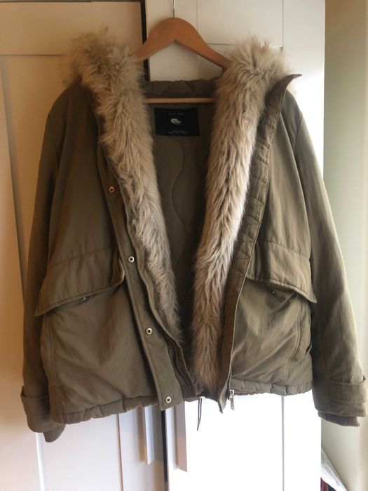 Casaco / Blusão verde caqui com capuz Zara - tam L