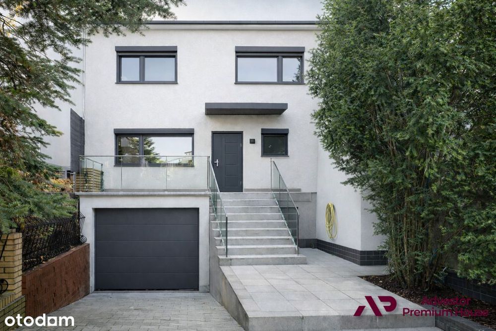 Dom z pięknym ogrodem-starodrzew- blisko lasu