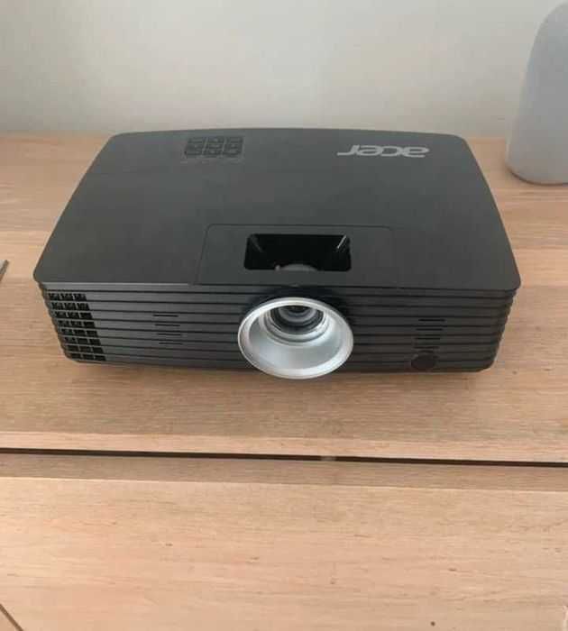 Projector ACER P1285 — 3.200 ANSI LÚMENS • 3D  eacondicionado