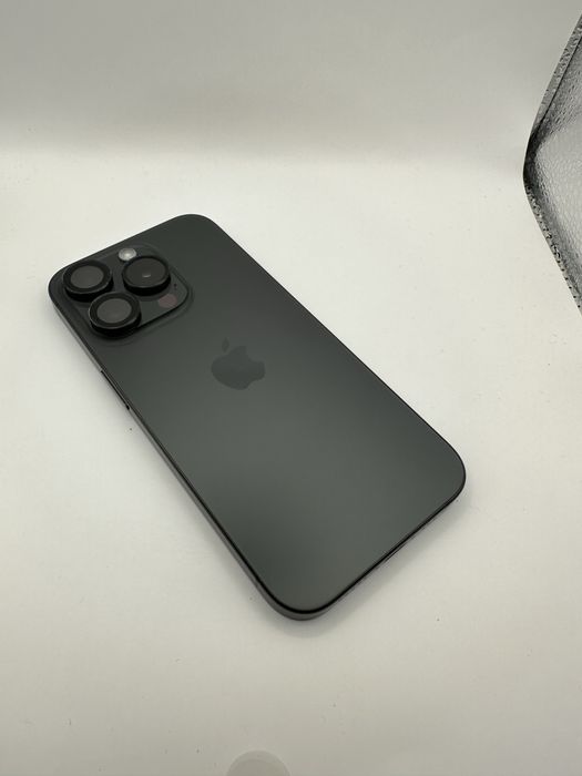 Iphone 15 pro 128 gb czarny black 89% kondycja