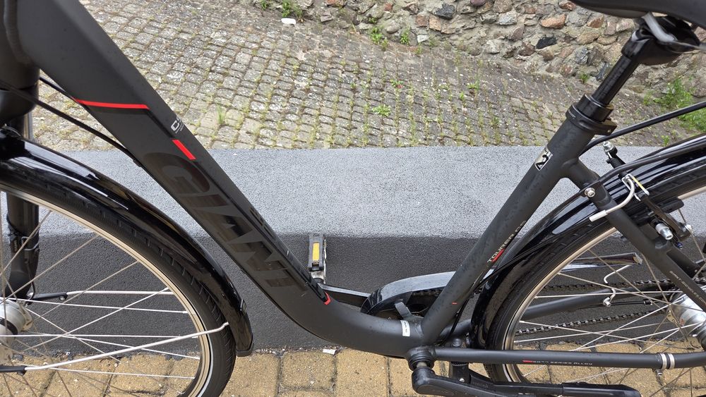 Rower GIANT TOURER CS 2 NEXUS 7 rama S Okazja !
