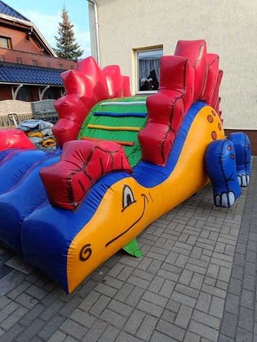 zjeżdżalnia dmuchana,  tor przeszkód, zamek dmuchany,