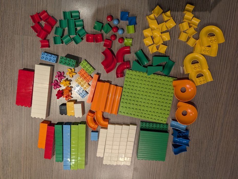 Duży zestaw Lego Duplo 277 elementów + gratis 261 klocków
