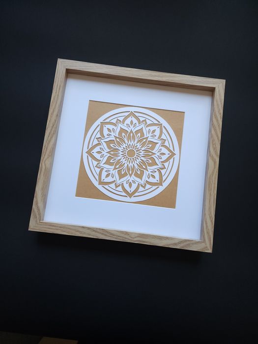 Obraz mandala boho ręcznie wycinana dekoracja na prezent