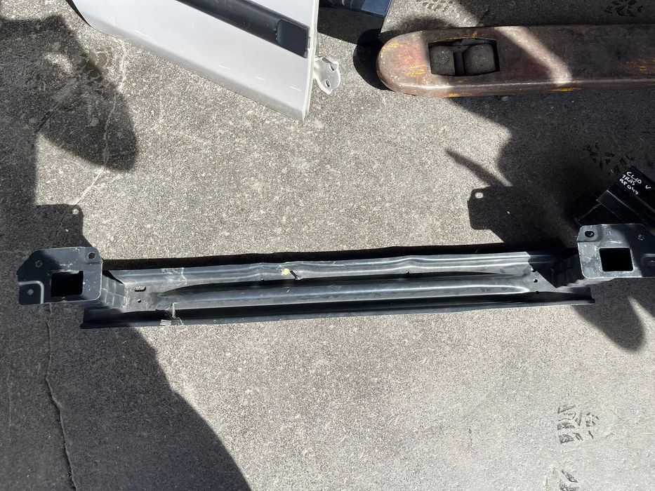 Renault Clio IV 4 - REFORÇO PARA CHOQUES TRAS - RF048