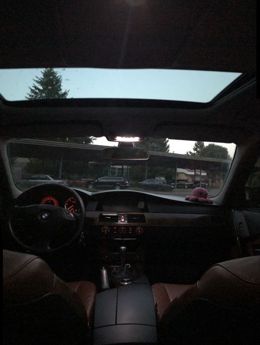 Продам BMW e60 525d.
