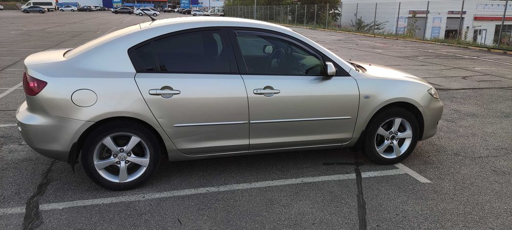 Продам Mazda 3 bk