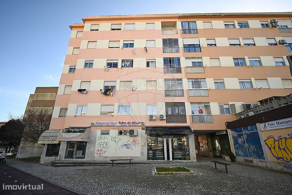 Apartamento T3 para venda — Massamá E Monte Abraão, Lisboa