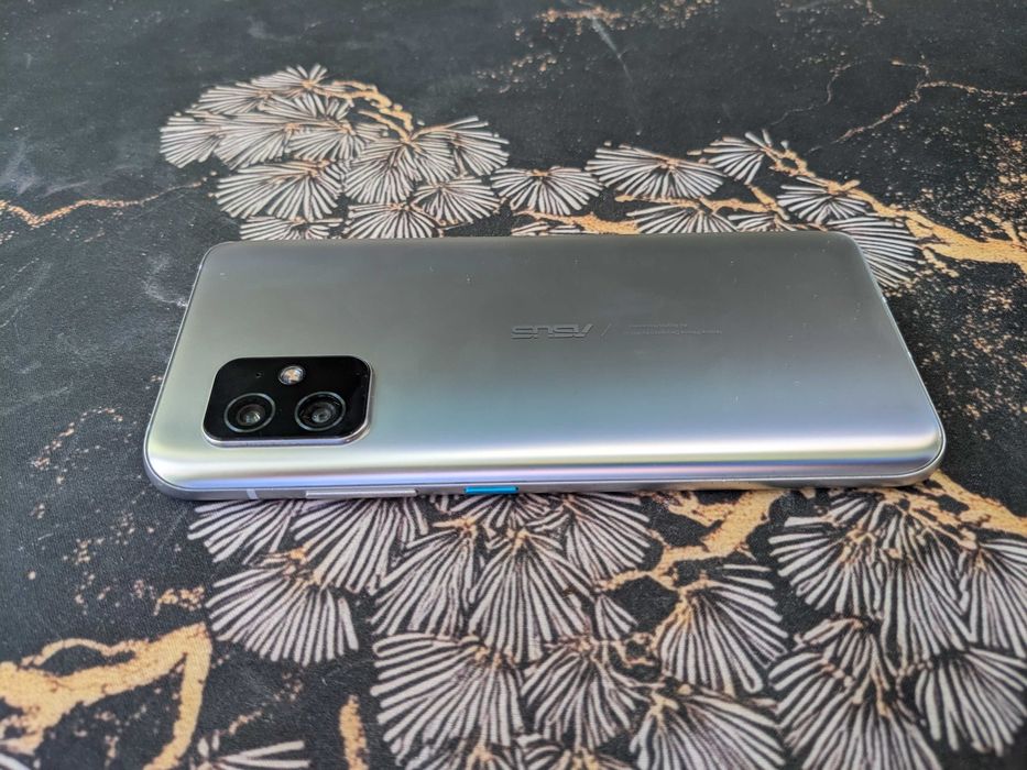 Asus Zenfone 8 128/8 Gb (uszkodzona warstwa dotykowa)