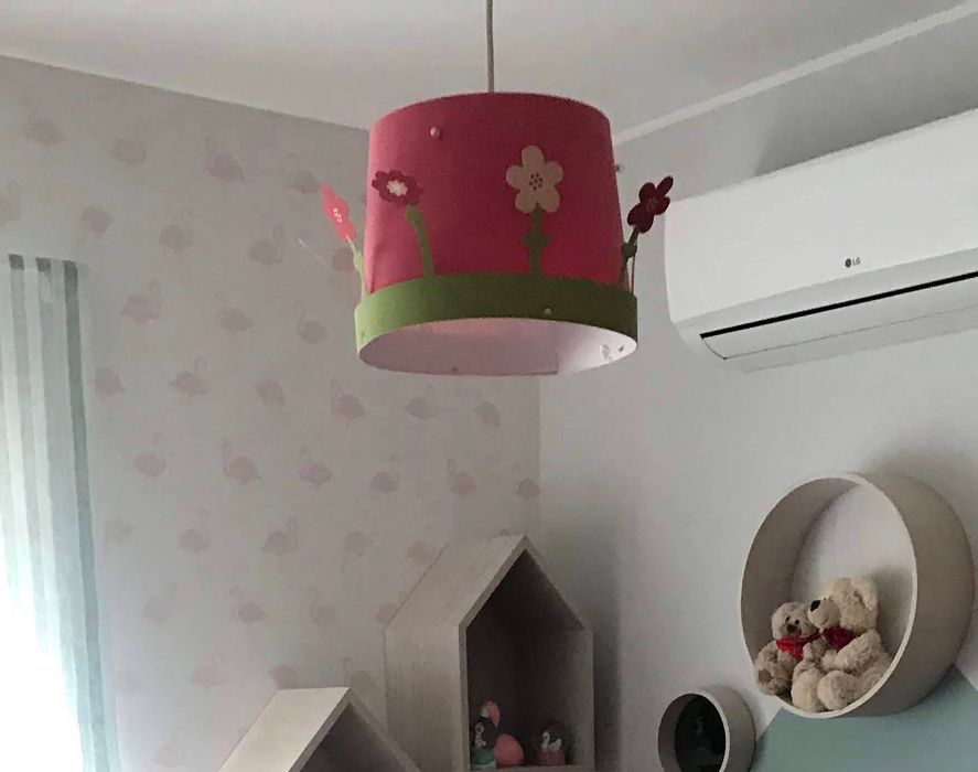 Candeeiro quarto menina