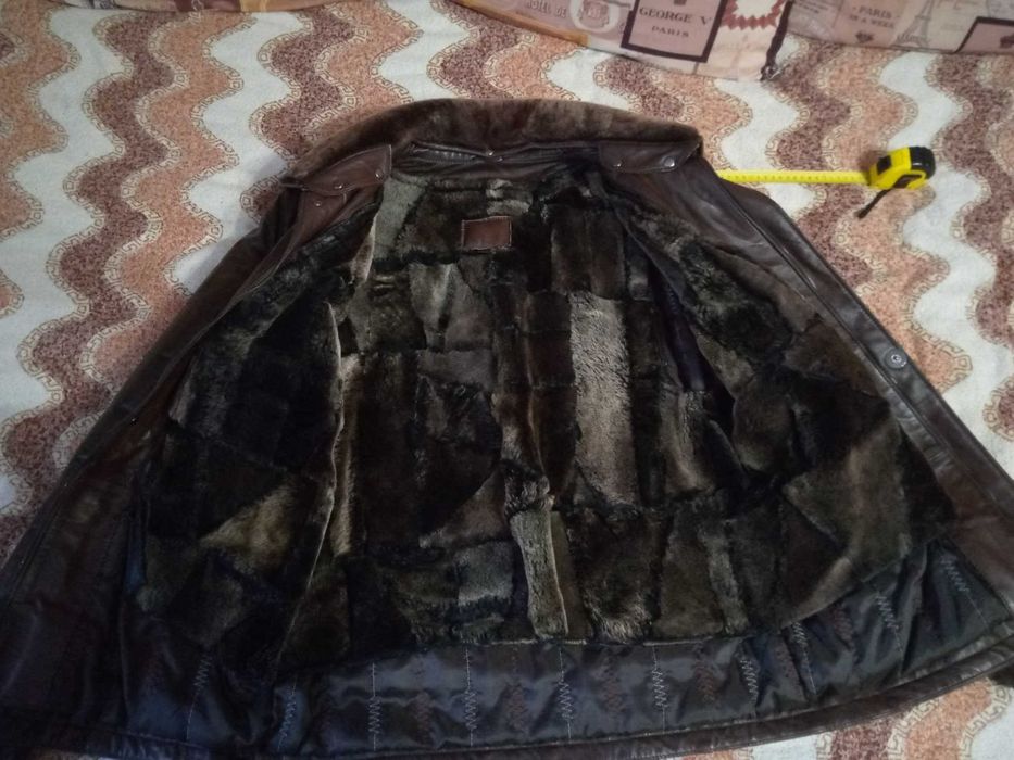 Куртка шкіряна .