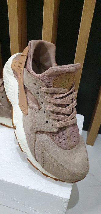 Buty damskie Nike Air 37,5