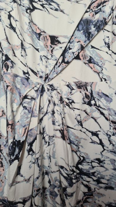 Sukienka midi nowa z metką