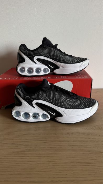Nike Air Max DN „Black White” 39 EU