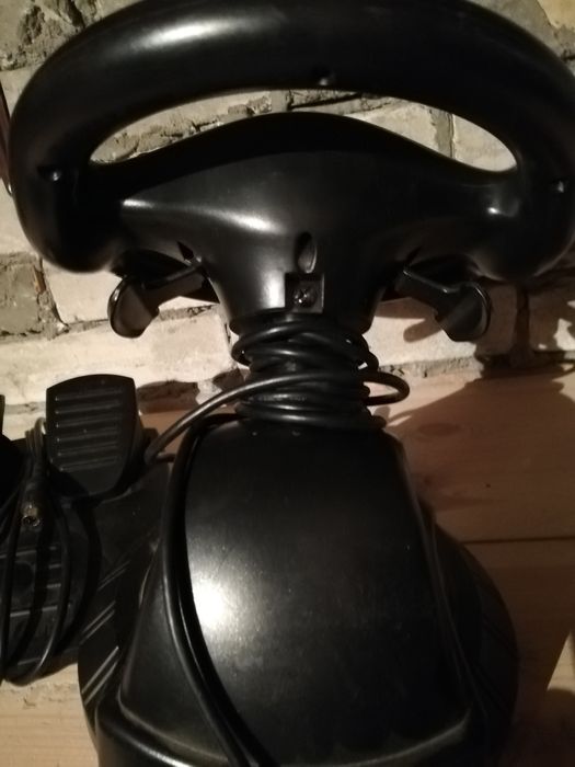 Kierownica  gembird z pedałami do komputera