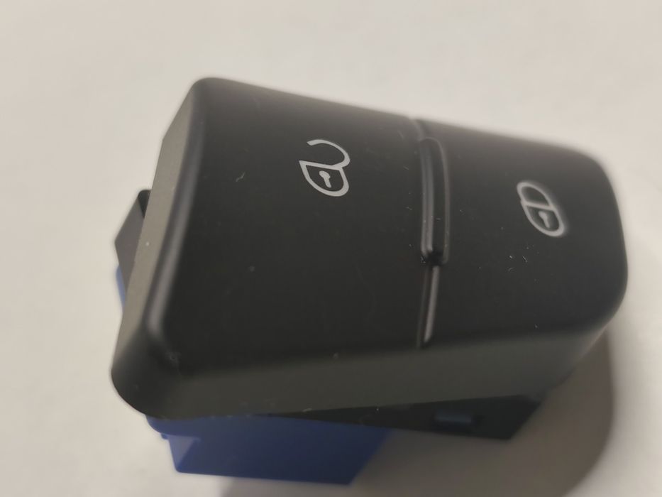 Botao Fecho Central Volkswagen Passat B6 3C CC Comutador Tranca Portas Cadeado Ficha Azul 3C0962125B Novo