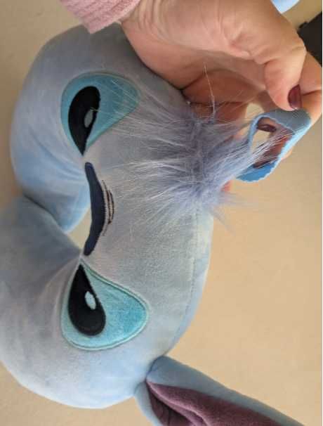 Stitch U-Shaped Pillow437436387637350402