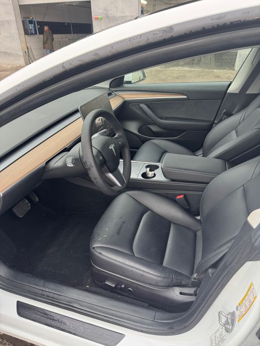 Продам Тesla model 3
