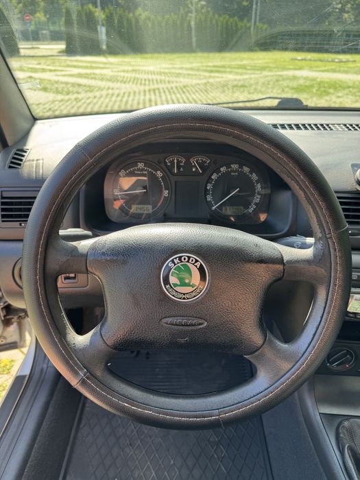 Skoda Octavia Tour 1,9 дизель отличное состояние
