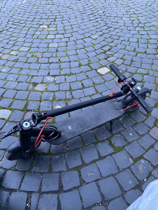 Електросамокат ксяомі