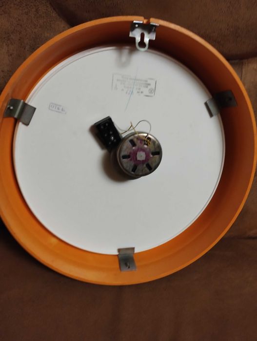 Часы настенные электрические