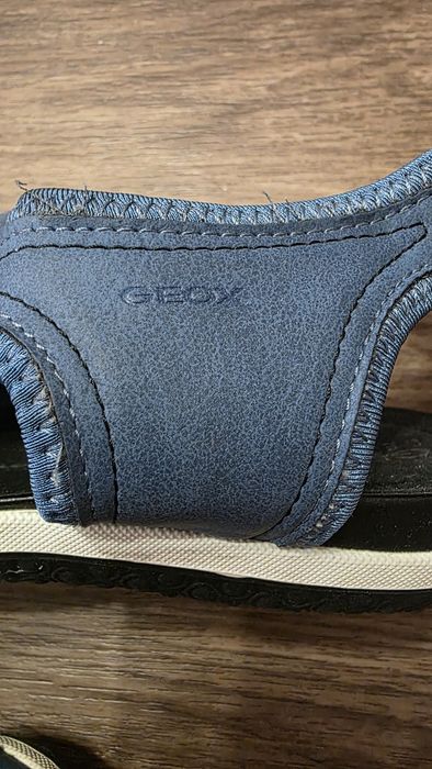 Спортивні босоніжки жіночі  Geox