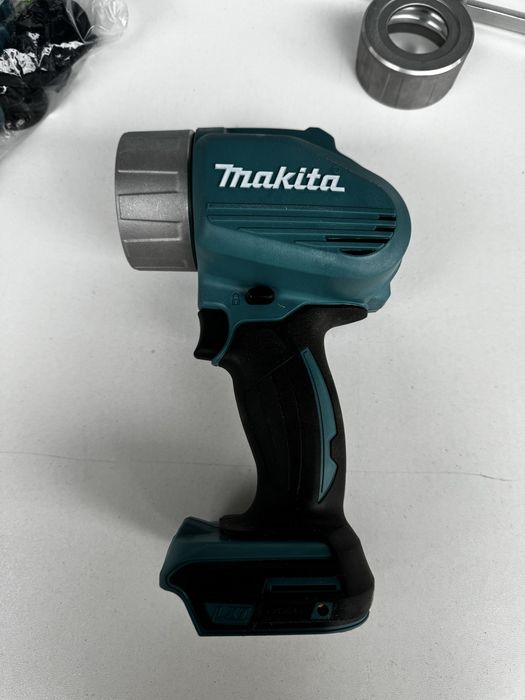 Makita dcg180 pistolet do silikonu