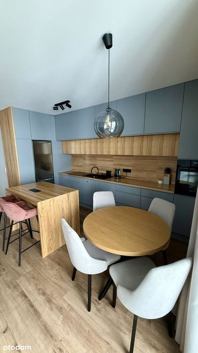Nowoczesne 3 pokoje z halą garażową – Gdynia Cisowa