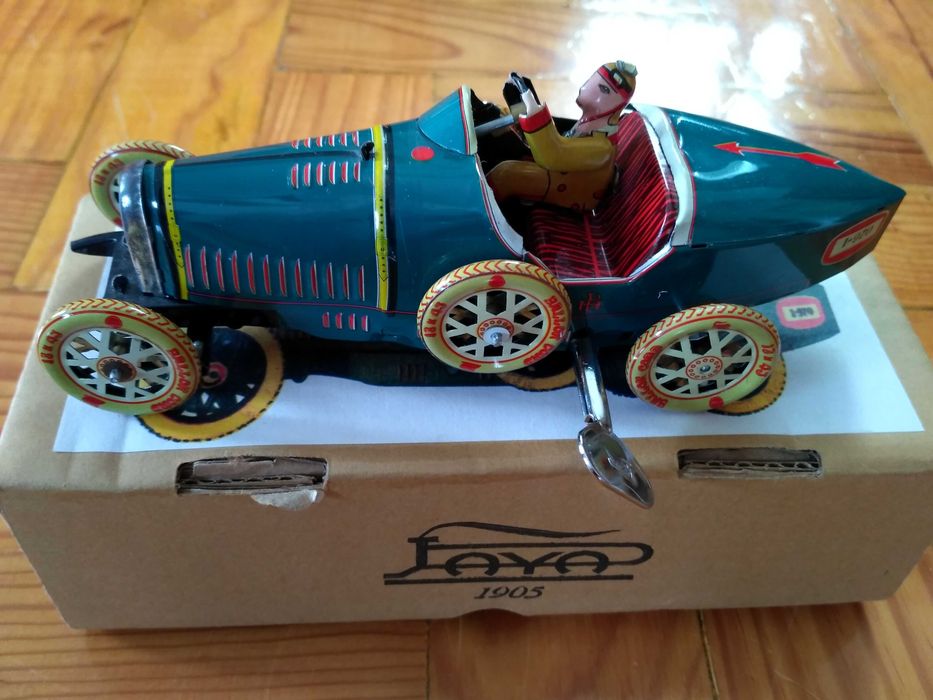 Brinquedo de corda em lata424729096676321281