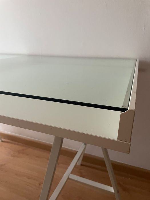 Secretaria branca IKEA