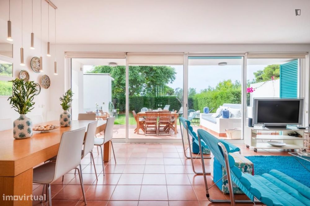 Apartamento com 5 quartos - localizado em Portimao