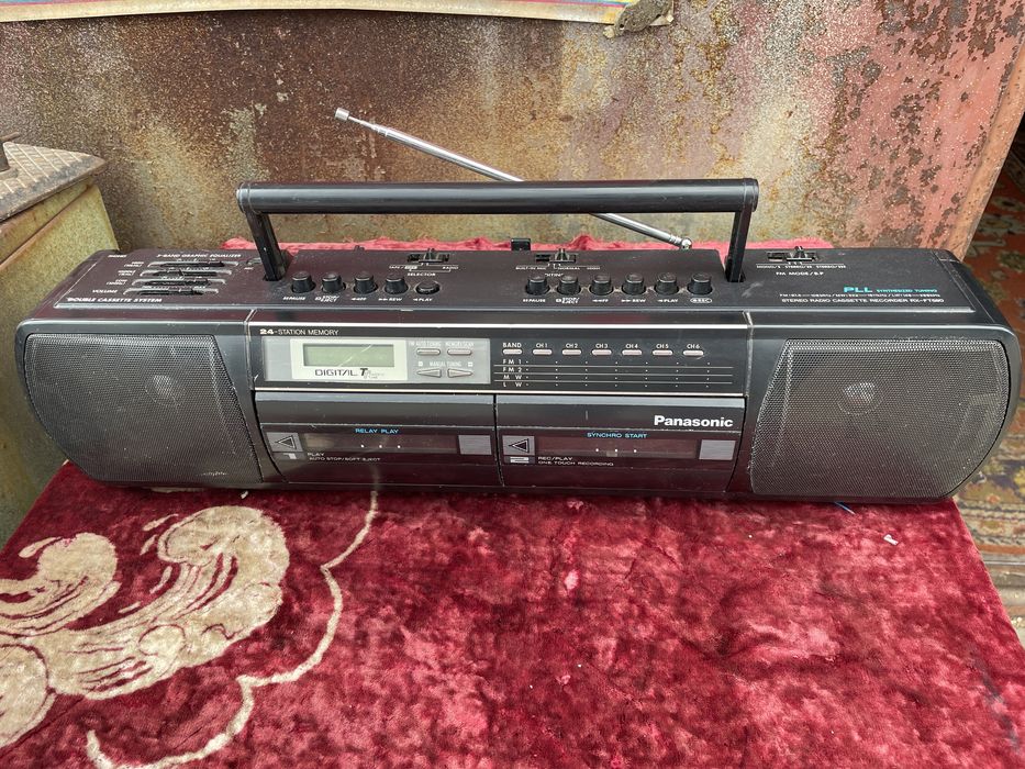 Panasonic RX-FT 590 магнитофон