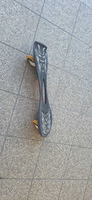 Oxelo Waveboard Preto e Branco