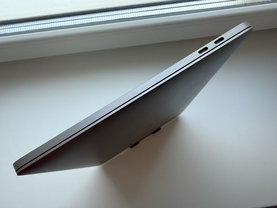 Apple Macbook Pro 13 2017 i5/8/256 94%